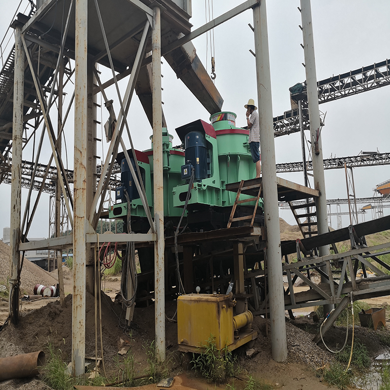 沃力制砂機(jī)廠家  制砂機(jī)械成套工藝設(shè)計產(chǎn)品的粒型優(yōu)異