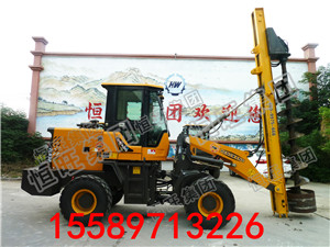 鏟車(chē)改裝電線(xiàn)桿鉆孔 螺旋鉆孔機(jī) 鏟車(chē)改裝地基打樁機(jī)